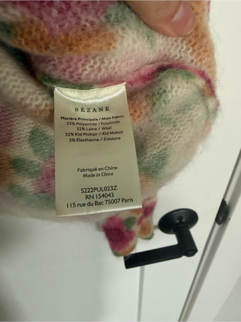 Sézane Lila Jumper in the "Pink Flowers / Cream" - Picture 4 of 6